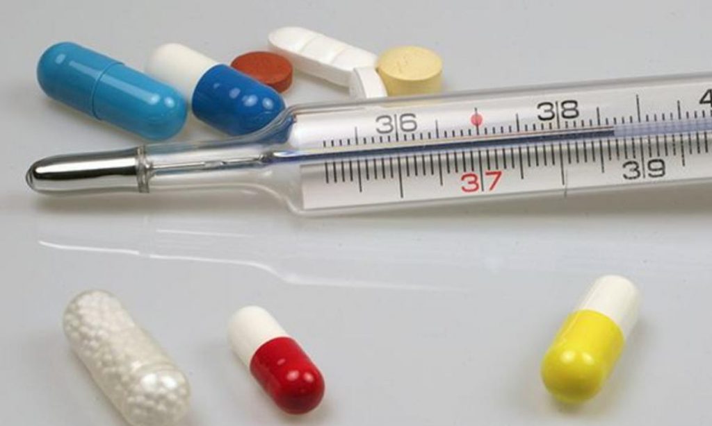 АНТИБІОТИКИ: КОЛИ БЕЗ НИХ НЕ ОБІЙТИСЯ І ЧОМУ ЇХ МАЄ ПРИЗНАЧАТИ ЛИШЕ ЛІКАР